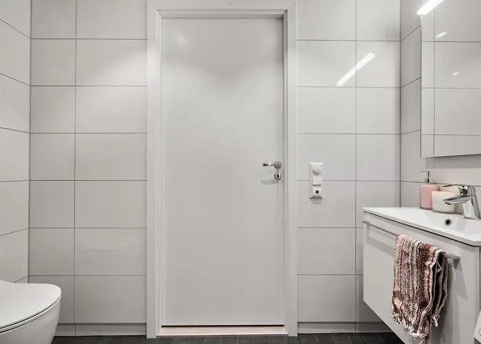 Helt Ny Leilighet, Ytre Sandviken I Apartamento